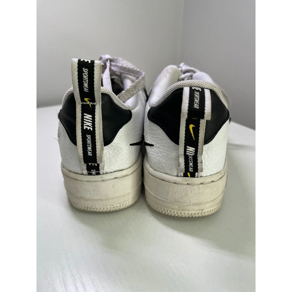 Nike tumbled leather